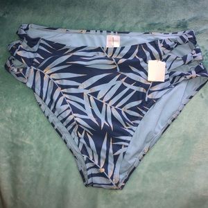 Xhilaration swim bottom